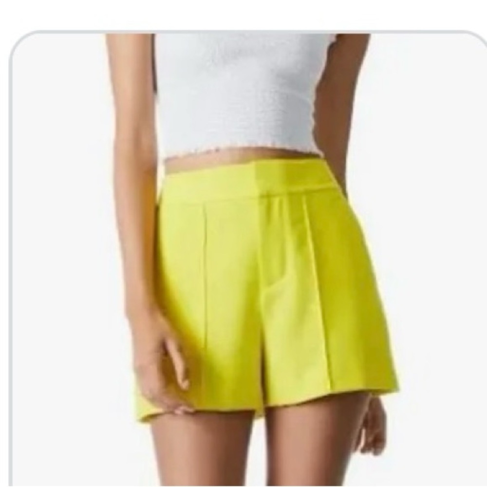 Alice + Olivia Dylan Women's High Waist Pintuck Shorts Bright Yellow